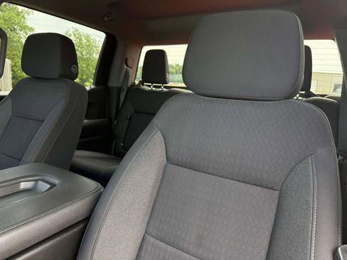 Used 2023 Chevrolet Silverado 1500 Custom AWD/4WD image 23