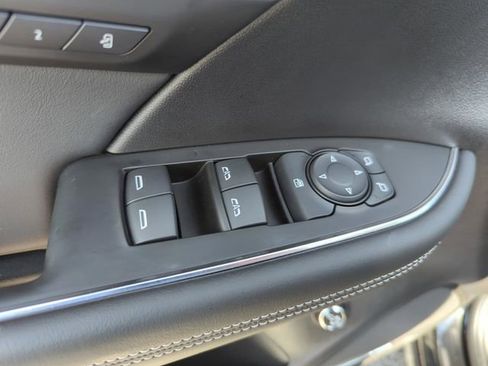 Used 2023 Buick Envision Avenir image 33