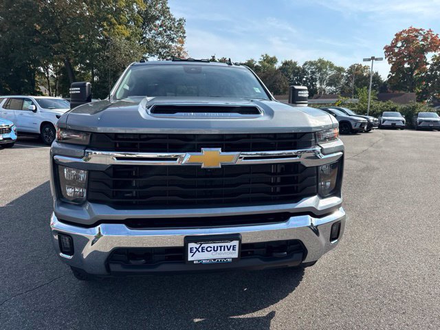 Used 2024 Chevrolet Silverado 2500 LT w/ All Star Edition AWD/4WD image 3