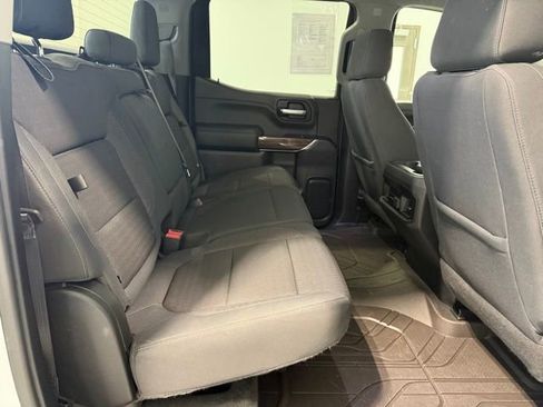 Used 2019 Chevrolet Silverado 1500 LT Trail Boss AWD/4WD image 23