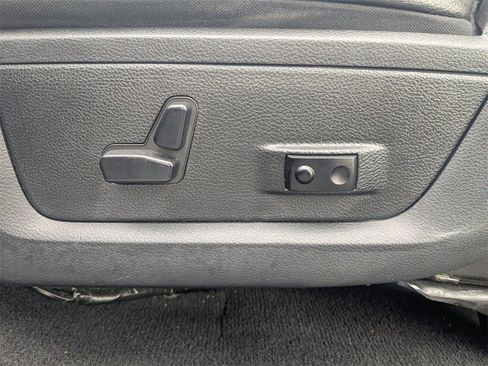 Used 2013 RAM 1500 R/T w/ Comfort Group image 27