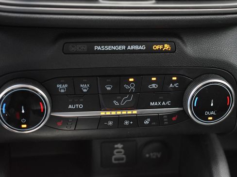 Used 2024 Ford Escape Active AWD/4WD image 29