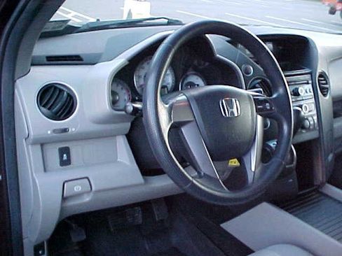 Used 2012 Honda Pilot LX image 20