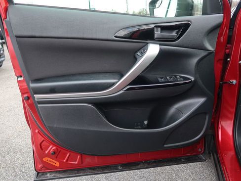 Used 2020 Mitsubishi Eclipse Cross AWD image 22