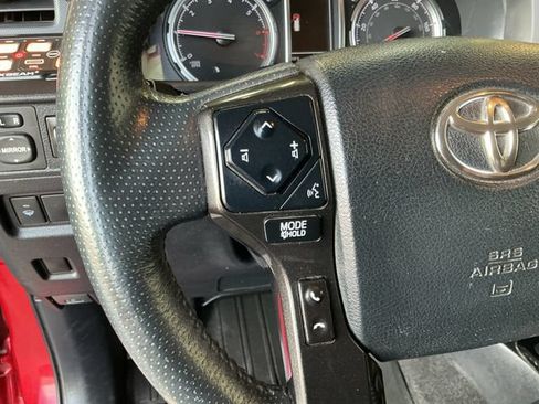 Used 2021 Toyota 4Runner TRD Off-Road AWD/4WD image 20