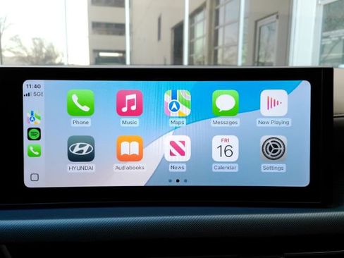 Used 2024 Hyundai Sonata Limited image 11