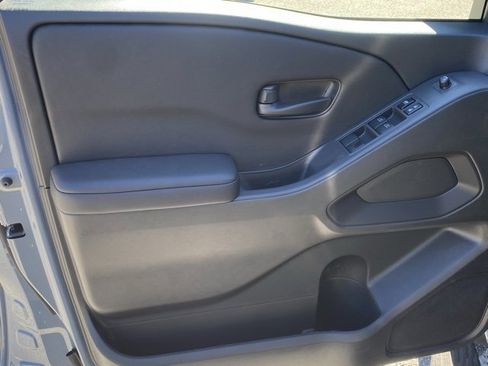 New 2026 Nissan Frontier SV w/ All-Weather Content Package image 12