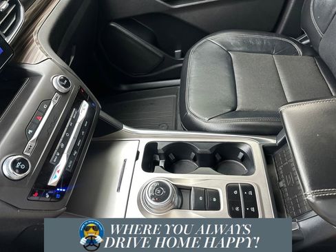 Used 2020 Ford Explorer Limited w/ Class III Trailer Tow Package image 18