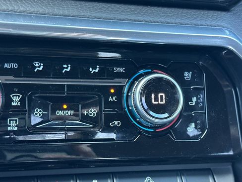 Used 2025 GMC Sierra 1500 Denali w/ Denali Reserve Package image 29