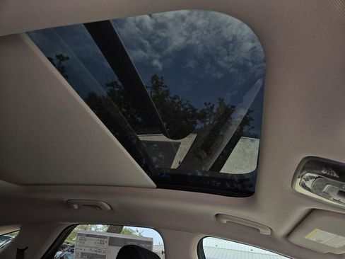 New 2026 Genesis GV70 2.5T Select image 10