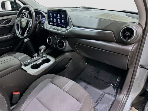 Used 2023 Chevrolet Blazer LT w/ Midnight/Sport Edition image 28