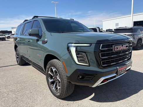 Used 2025 GMC Yukon XL AT4 Ultimate w/ LPO, Floor Liner Package AWD/4WD image 6