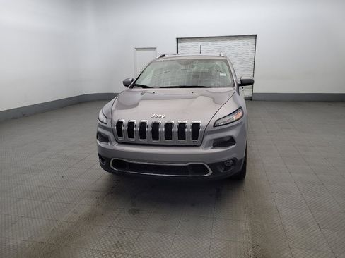 Used 2018 Jeep Cherokee Limited AWD/4WD image 15
