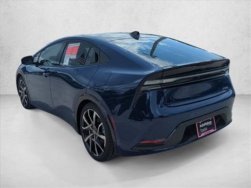 New 2026 Toyota Prius Plug-In Hybrid FWD image 7