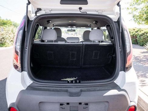 Used 2014 Kia Soul image 17