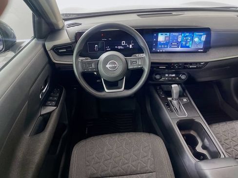 Used 2026 Nissan Kicks SV FWD image 21