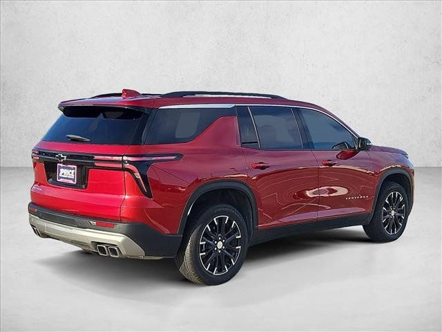 Certified 2025 Chevrolet Traverse LT w/ Sun and Wheel Package FWD image 5
