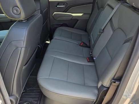 New 2026 Chevrolet Colorado ZR2 AWD/4WD image 9