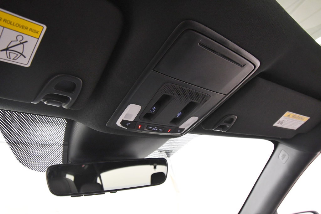 Certified 2025 Honda Pilot Black Edition image 28
