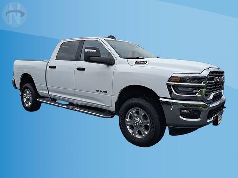 Used 2025 RAM 2500 Big Horn AWD/4WD image 1