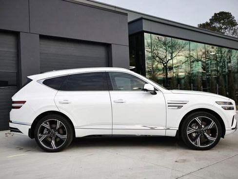 New 2026 Genesis GV80 2.5T Prestige image 4