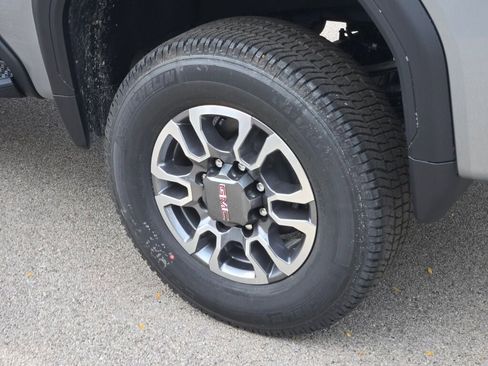 New 2026 GMC Sierra 2500 SLT w/ Max Trailering Package image 18