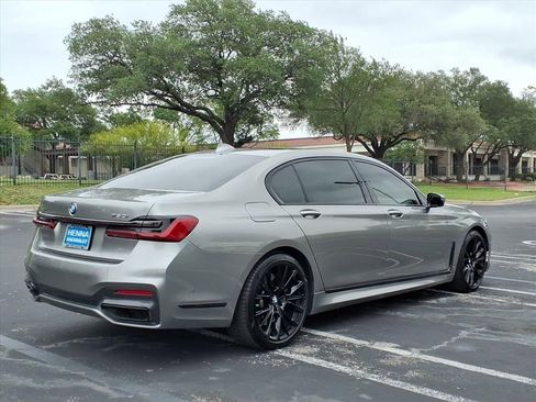 Used 2021 BMW 750i xDrive w/ Executive Package AWD/4WD image 6