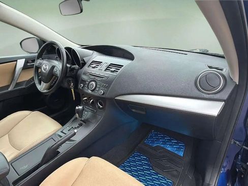 Used 2012 MAZDA MAZDA3 i Grand Touring w/ Tech Pkg image 11