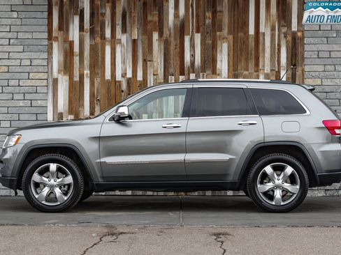 Used 2013 Jeep Grand Cherokee Overland w/ Advance Technology Group image 3