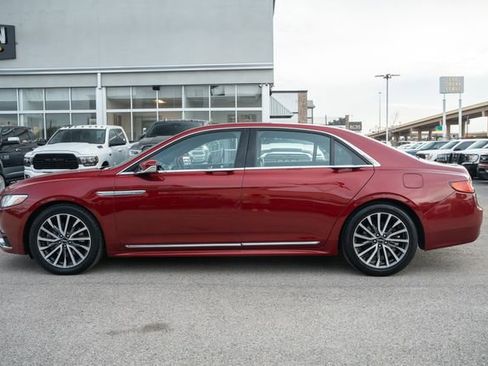 Used 2017 Lincoln Continental Select w/ Technology Package image 11