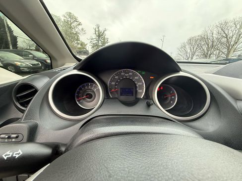 Used 2012 Honda Fit image 12