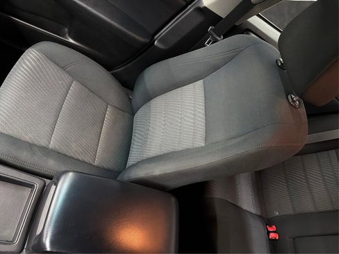 Used 2017 Toyota Camry LE image 27