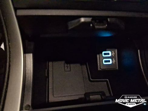 Used 2019 Ford Edge SEL w/ Equipment Group 201A image 15