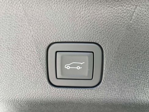 New 2026 Cadillac Escalade Luxury image 11