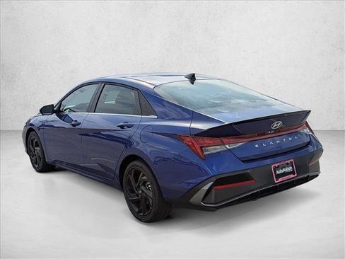 New 2026 Hyundai Elantra SEL Sport Premium image 7