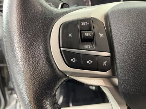 Used 2020 Ford Explorer XLT RWD image 19