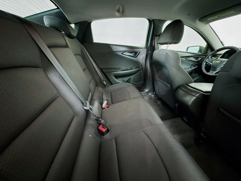 Used 2018 Chevrolet Malibu LS image 26