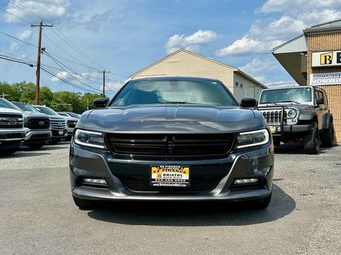 Used 2018 Dodge Charger GT w/ Navigation & Travel Group image 2