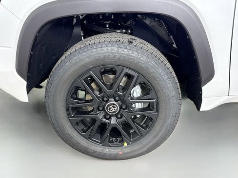 New 2026 Toyota Tundra Limited image 30