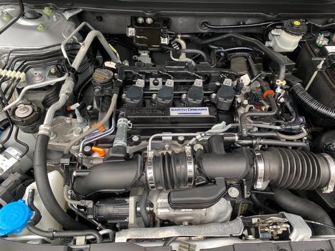 Used 2018 Honda Accord LX image 44