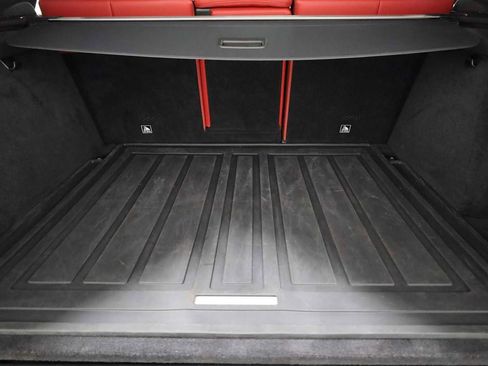 Used 2022 Land Rover Range Rover Sport HST image 47