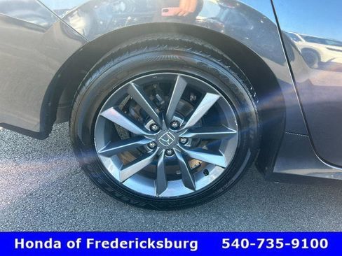 Used 2019 Honda Civic EX image 33