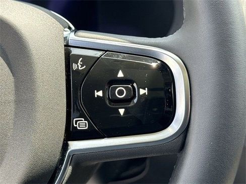 New 2024 Volvo XC90 B6 Plus w/ Protection Package Premier image 10