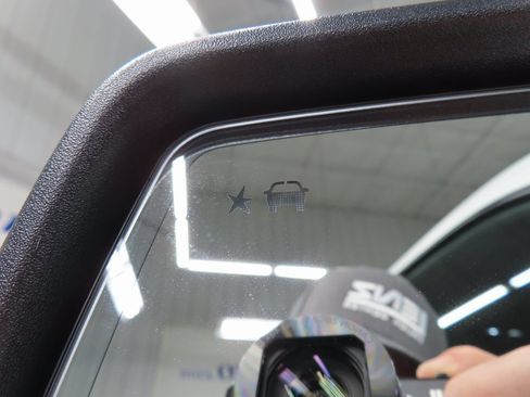 Used 2024 GMC Sierra 1500 AT4 w/ Technology Package image 80