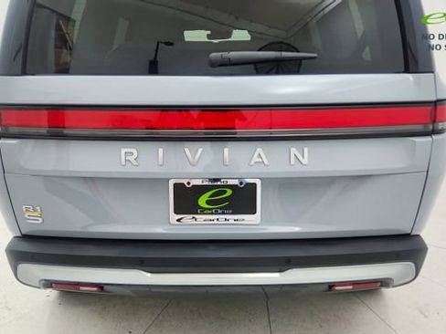 Used 2024 Rivian R1S Adventure AWD/4WD image 12