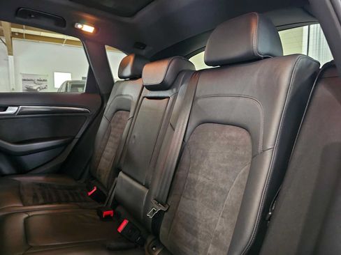 Used 2015 Audi SQ5 Premium Plus w/ Technology Package AWD/4WD image 19
