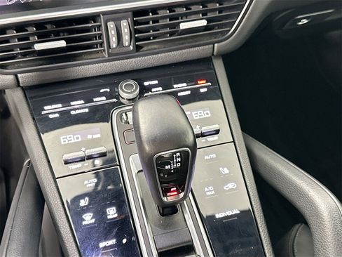 Certified 2023 Porsche Cayenne image 30