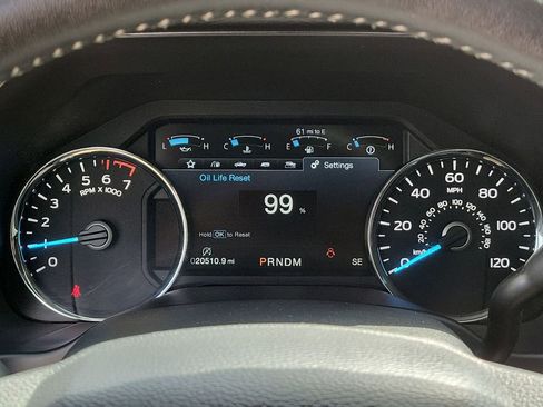 Used 2020 Ford F150 Lariat image 12