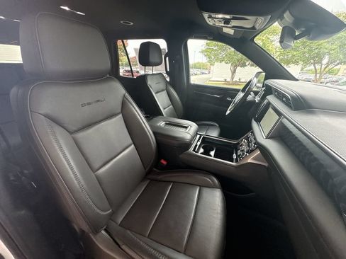 Certified 2023 GMC Yukon Denali w/ Max Trailering Package AWD/4WD image 28