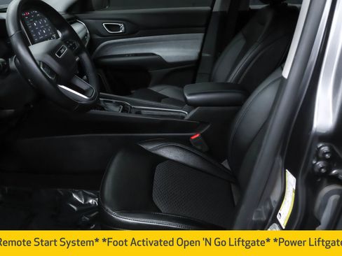 Used 2022 Jeep Compass Latitude w/ Convenience Group image 6